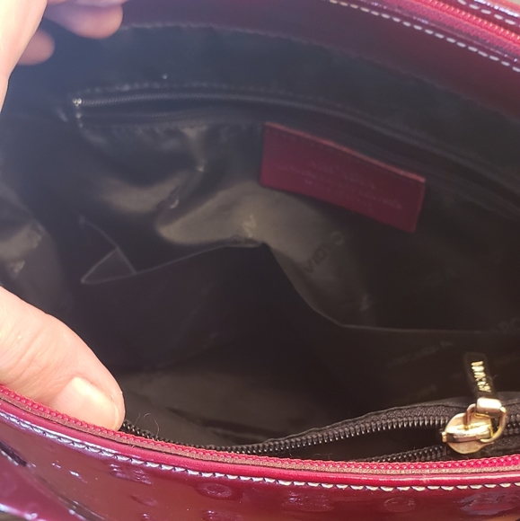 ARCADIA RED PATENT LEATHER EMBROSSED BAG - Picture 7 of 16